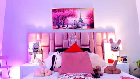 anaa_bellaa online show from 10-23-25, 12:26