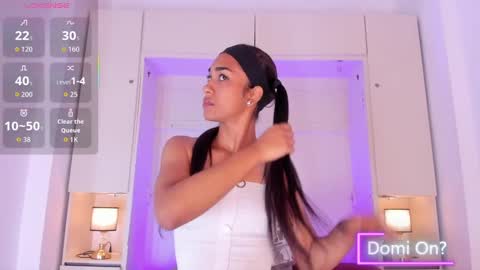 anaacollins_ online show from 10-09-25, 11:30