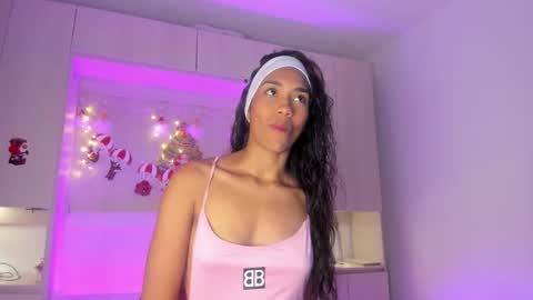 anaacollins_ online show from 12-17-25, 07:42