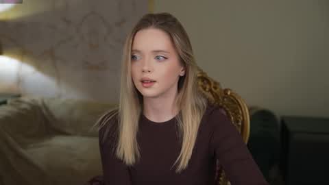 Snapshot of anabel2054 chatting on 03-08-26, 08:29 Sweet girls online show from 03-08-26, 08:29