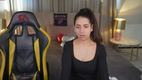 Snapshot of anabel2054 chatting on 03-09-26, 08:40 Sweet girls online show from 03-09-26, 08:40