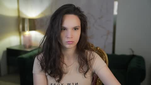 Snapshot of anabel2054 chatting on 04-06-26, 10:38 Sweet girls online show from 04-06-26, 10:38