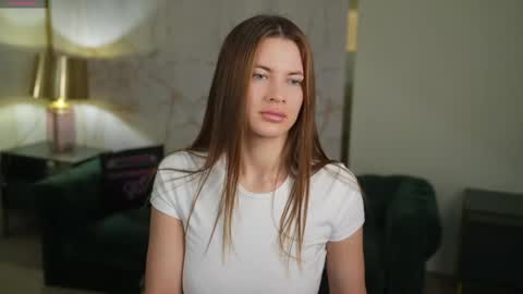 Snapshot of anabel2054 chatting on 04-16-26, 08:15 Sweet girls online show from 04-16-26, 08:15