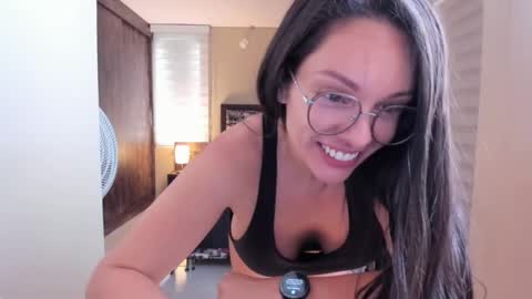 Anabel online show from 12-18-24, 04:06
