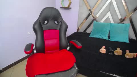 Anabella online show from 10-20-25, 11:32