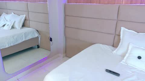 anabelleray online show from 11-22-25, 07:35