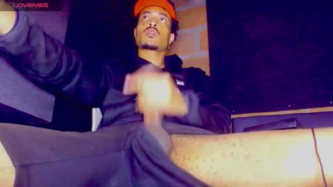 anaconda_94 online show from 10-25-25, 06:46