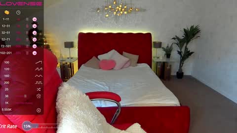 Snapshot of anacondaon chatting on 12-14-24, 12:44 Nika online show from 12-14-24, 12:44