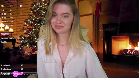 Snapshot of anacondaon chatting on 12-21-24, 06:23 Nika online show from 12-21-24, 06:23