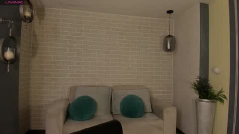 Ana  online show from 11-19-25, 07:03