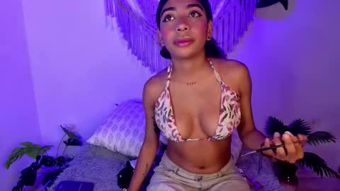 Snapshot of anais_tgn chatting on 10-19-25, 12:28 anais_tgn online show from 10-19-25, 12:28