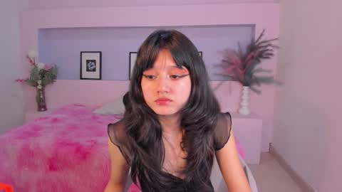 Anais online show from 10-11-25, 09:13