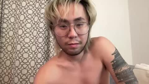 Snapshot of analasian108 chatting on 12-21-24, 06:19 Anal Asian online show from 12-21-24, 06:19