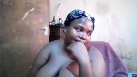 Snapshot of analslut1987 chatting on 02-02-26, 09:41 analslut1987 online show from 02-02-26, 09:41