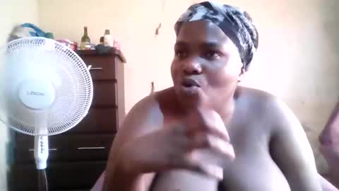 Snapshot of analslut1987 chatting on 02-03-26, 07:35 analslut1987 online show from 02-03-26, 07:35