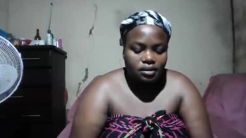 Snapshot of analslut1987 chatting on 02-05-26, 02:38 analslut1987 online show from 02-05-26, 02:38