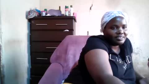 Snapshot of analslut1987 chatting on 02-14-26, 09:39 analslut1987 online show from 02-14-26, 09:39