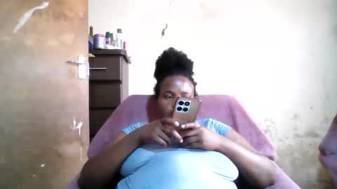 Snapshot of analslut1987 chatting on 02-17-26, 07:16 analslut1987 online show from 02-17-26, 07:16