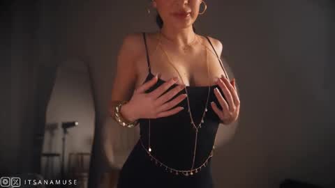 Ana online show from 11-28-25, 10:12