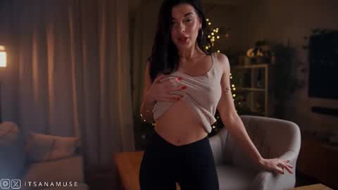 Ana online show from 12-19-25, 09:33