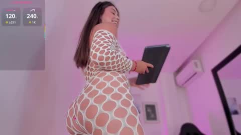 Ana online show from 10-28-25, 07:38