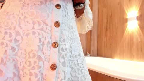 Ana 3 online show from 11-19-25, 08:20