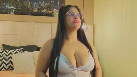 Anastasia Vidal online show from 11-17-25, 01:11