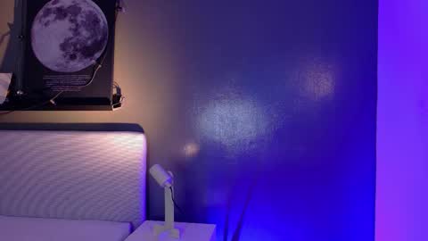 Kendra  online show from 11-18-25, 10:20