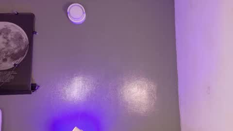 Kendra  online show from 12-04-25, 10:35