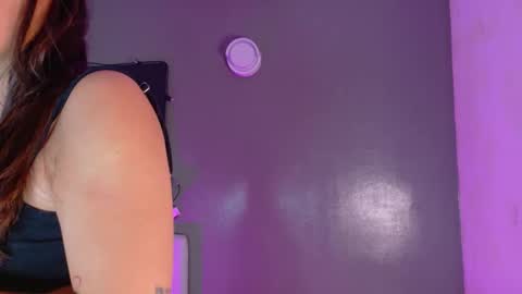 Kendra  online show from 12-16-25, 11:37