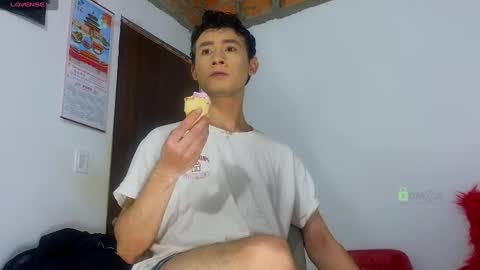 Snapshot of andie_bigdick chatting on 02-23-25, 07:49 andie Send your love who needs it online show from 02-23-25, 07:49