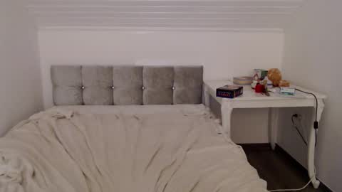 Andorphin online show from 10-21-25, 07:03