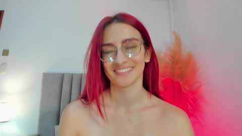 Andra Cyrus online show from 12-18-24, 11:34
