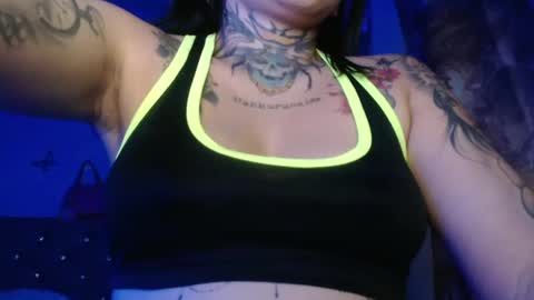 Snapshot of andre10_ chatting on 11-18-25, 06:29 MARIA online show from 11-18-25, 06:29