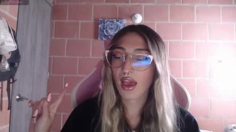 Andrea  online show from 02-03-26, 02:22