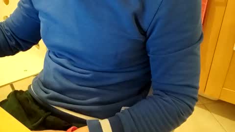 andrea_feetlover online show from 11-27-25, 08:11