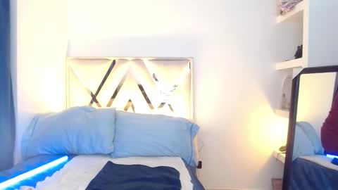 Andrea online show from 10-10-25, 06:45