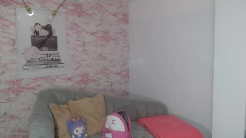 Andrea online show from 11-11-25, 01:22