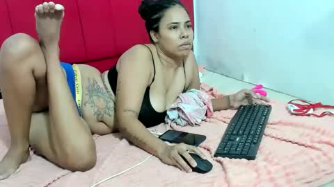 andreaa15 online show from 02-10-25, 11:23