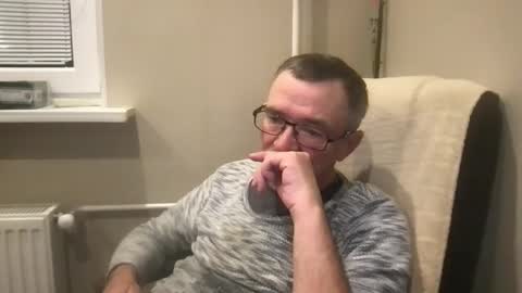 Snapshot of andreass60 chatting on 10-26-25, 04:35 andreass60 online show from 10-26-25, 04:35