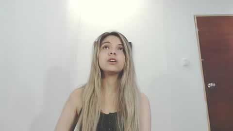 andreau 19 online show from 09-25-25, 01:59
