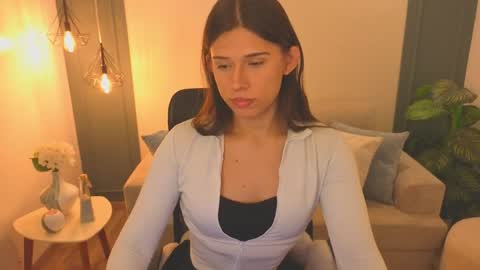 Snapshot of andrecastaneda chatting on 04-10-26, 06:56 Andre Castaneda online show from 04-10-26, 06:56