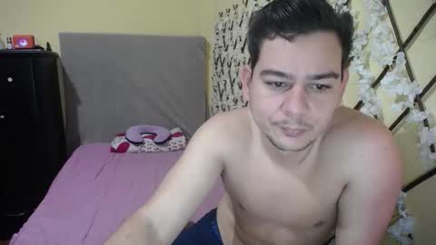 Snapshot of andreitahot69 chatting on 10-21-25, 11:33 ANDREA online show from 10-21-25, 11:33