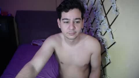 Snapshot of andreitahot69 chatting on 11-11-25, 12:16 ANDREA online show from 11-11-25, 12:16