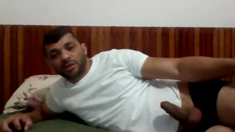 Snapshot of andreloko123 chatting on 11-12-25, 11:36 andreloko123 online show from 11-12-25, 11:36