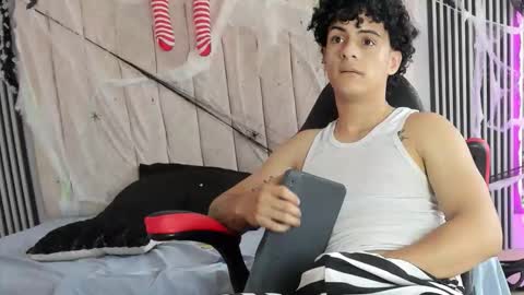 andres_cream online show from 10-31-25, 05:58