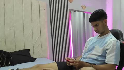 ANDRES  online show from 11-05-25, 04:56