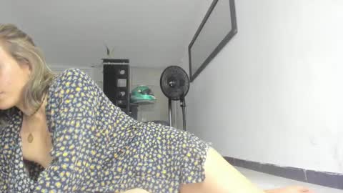 Isa  --------- online show from 01-30-25, 03:55