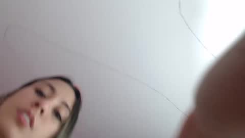 Isa  --------- online show from 10-01-25, 12:49