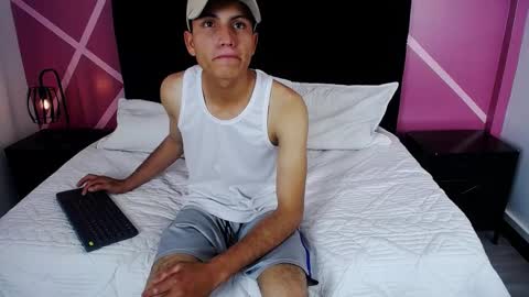 Snapshot of andresmatt chatting on 12-05-24, 04:53 ANDRESMATT online show from 12-05-24, 04:53